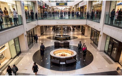 Mall Media for Luxury Brands Creating Premium In-Mall Experiences