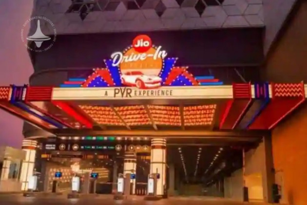 PVR - INOX Jio World Drive Mall - Screen - 2 - Bandra East