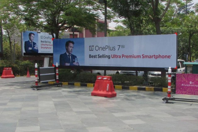 DLF Cyber Hub-56