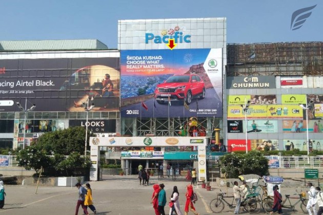 Pacific Mall Facade Hoarding-06