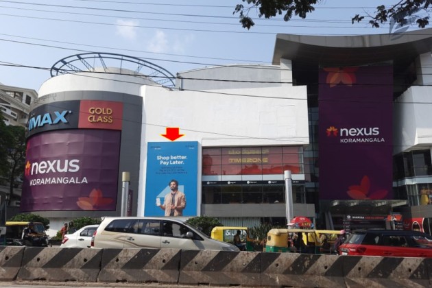 Nexus Mall (Forum) Facade Hoarding-04