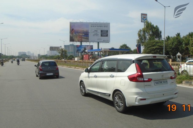 Old Madras Road Unipole Advertising-01