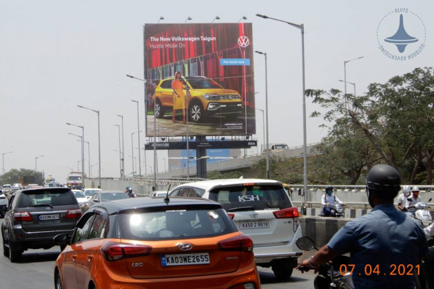 Hebbal Flyover Unipole Advertising-34