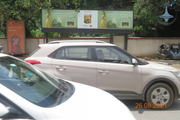 Old Madras Road Opp Vivekananda Metro Station Bus Shelter-133