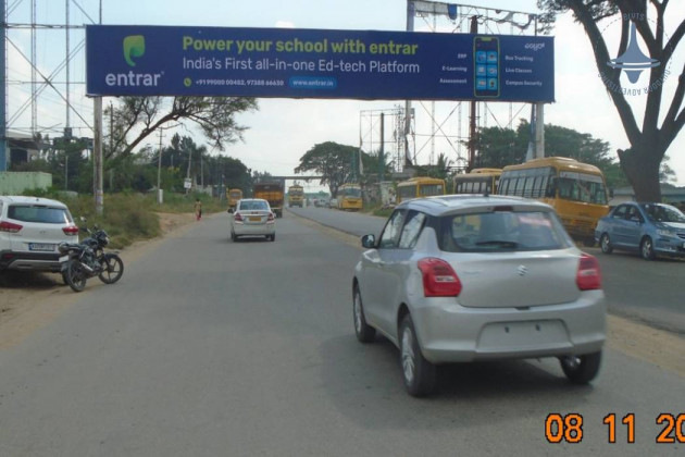 Gunjur Main Road Opp Goble Indian International School Gantry Advertising-152